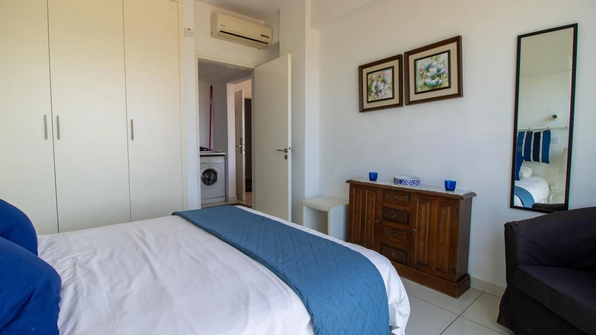 Apartman Seafront Stylish Apt, Protarász